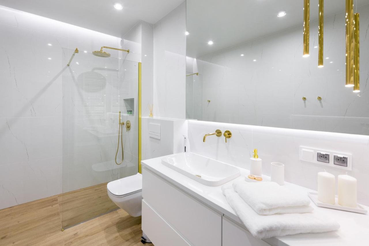 Golden Star Apartment Krakow Luaran gambar